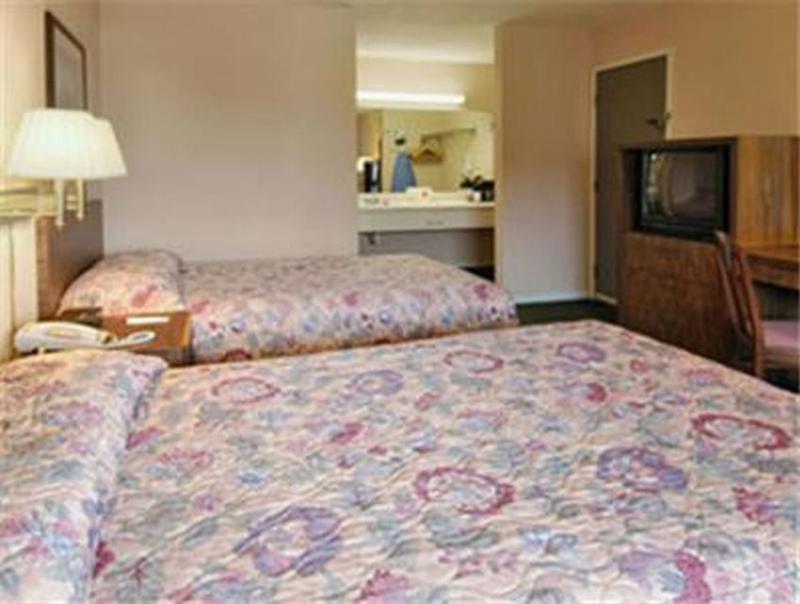 Rodeway Inn Jasper Екстериор снимка